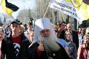 Священники извинились перед мирянами за свастики на крестном ходе в Волгограде
