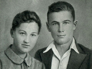 Зоя Космодемьянская с братом Александром