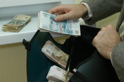 В Новосибирске у финансового директора украли сумку и полмиллиона долларов