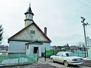 Мечеть в поселке Архангельский в Башкортостане, неподалеку от которого была уничтожена банда ваххабитов.