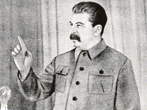 7 часов после начала войны 22 июня 1941 года Сталин пытался разобраться, что задумал Гитлер: большую войну с СССР или обманные маневры?Фото с сайта otechestvennaya.narod.ru