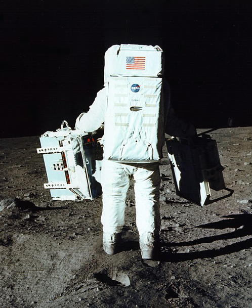 Базу Олдрину (Аполлон-11) нелегко было сдерживать флатусы