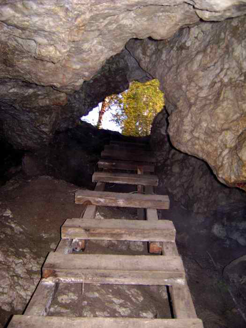 Бабюиногорская пещера