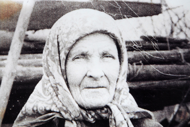 Матрена Ивановна дожила до 101 года, но до последнего дня работала в огороде и держала скотину.