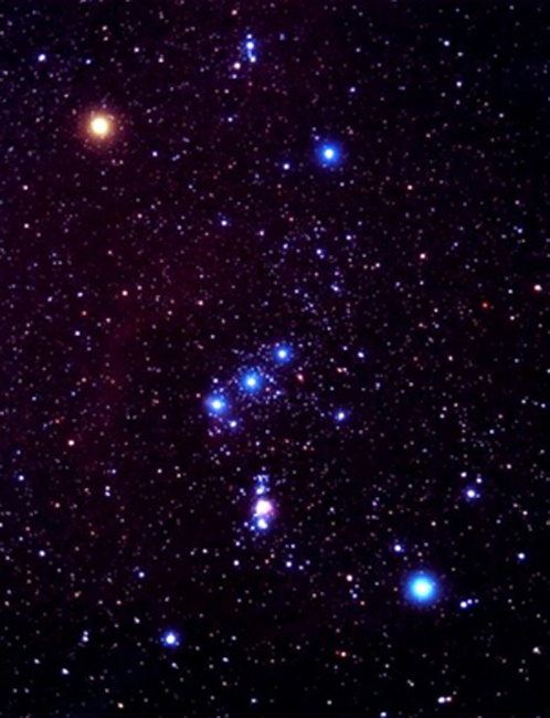 Белетгейзе - красная звезда в левом верхнем углу