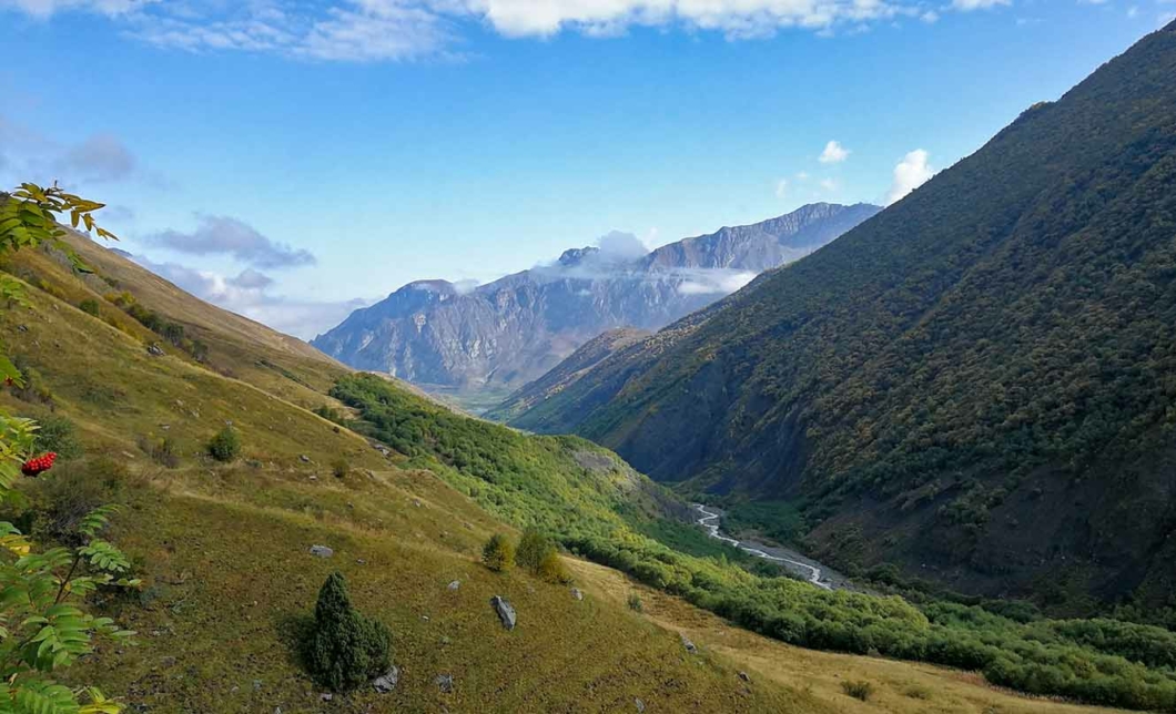 Кармадонское ущелье фото сейчас