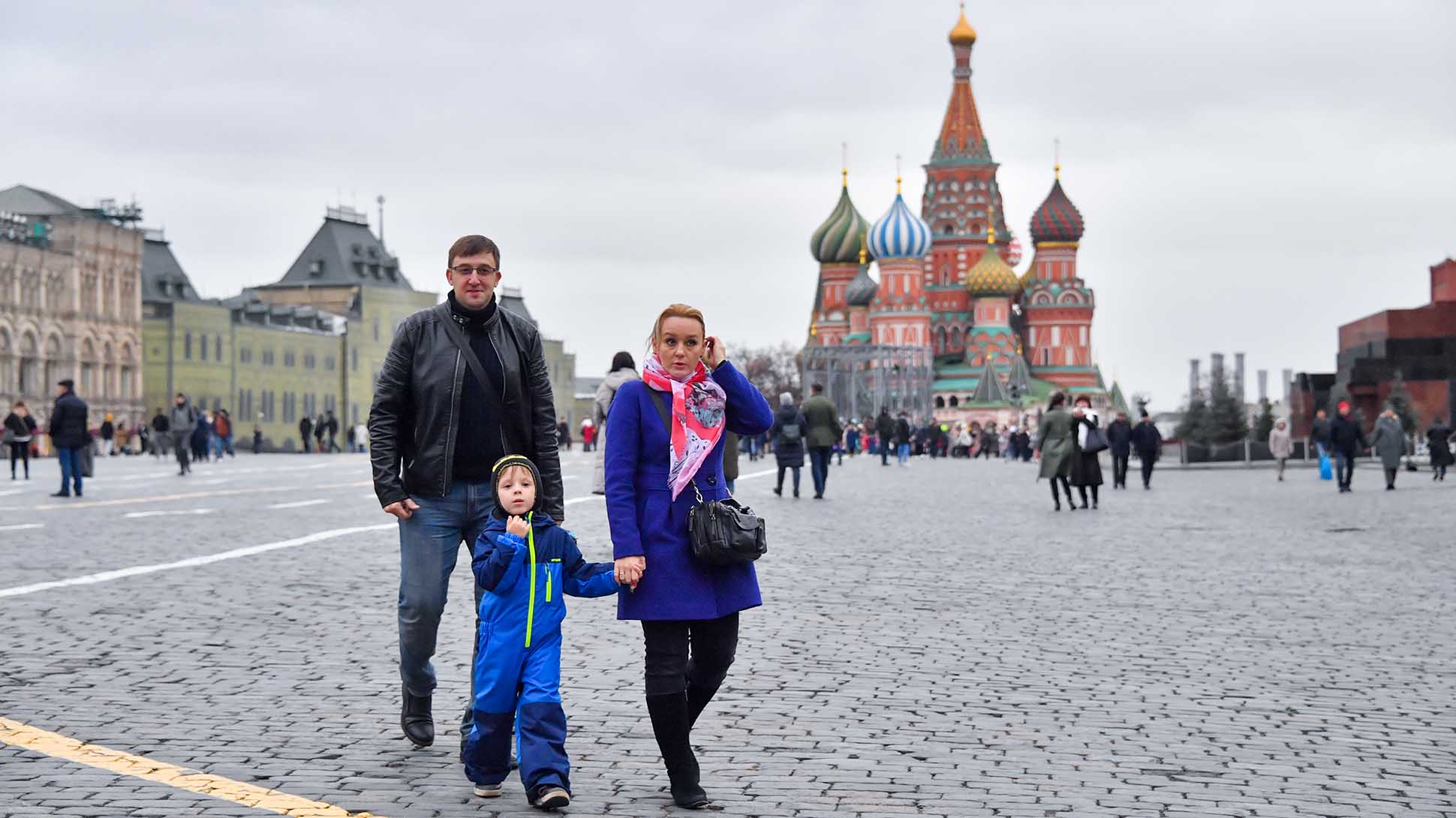 Данные бронирований: На ноябрьские праздники Москва по популярности у  туристов опередила Сочи, а Минск обогнал Дубай