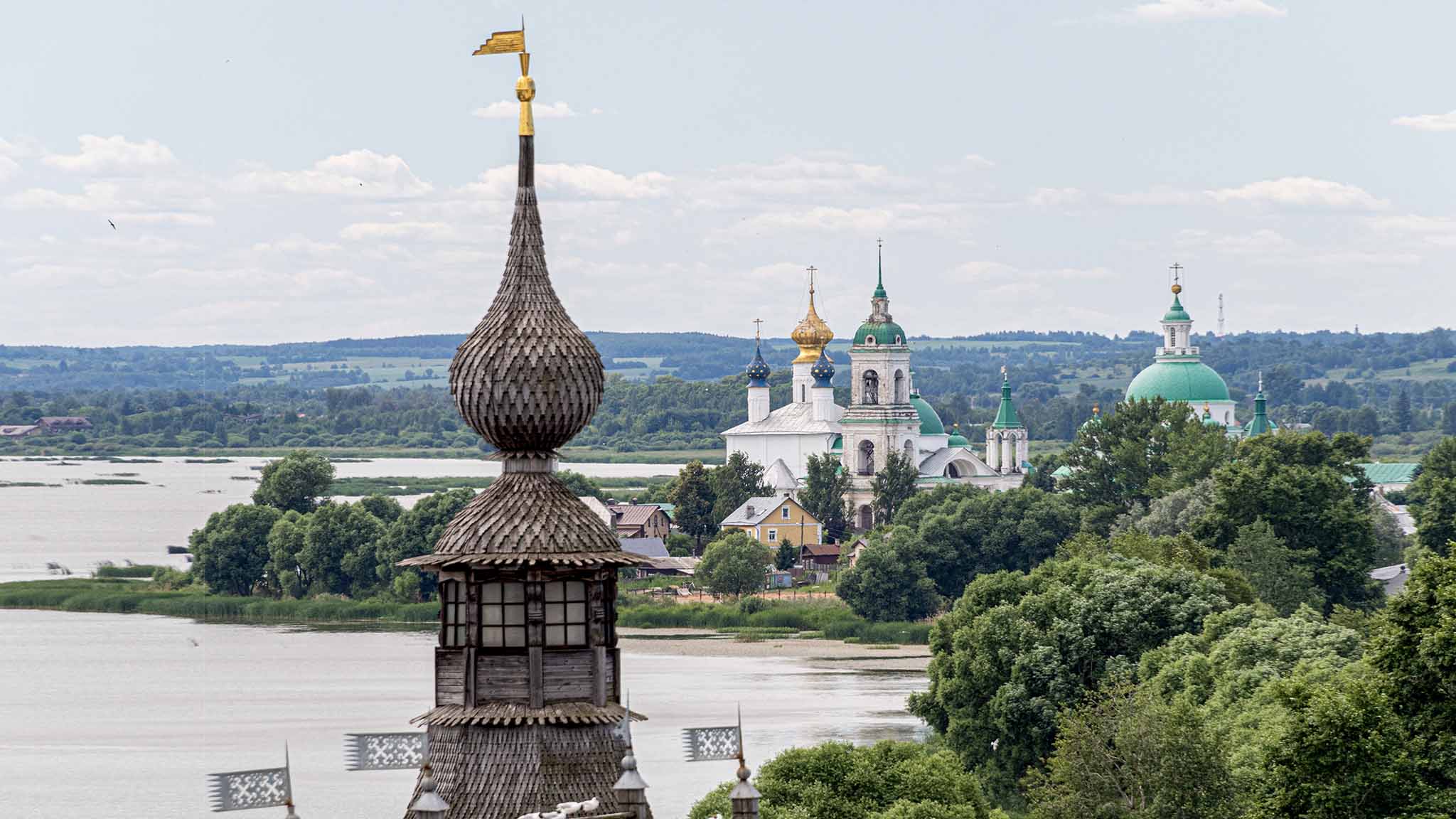 Короткий тур в древний город на озере Неро