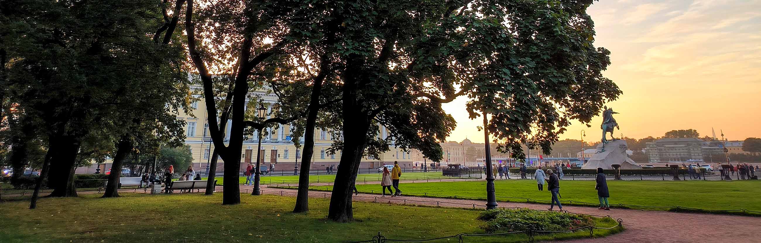 Александровский сад в Санкт-Петербурге: фото, цены, история, отзывы, как  добраться