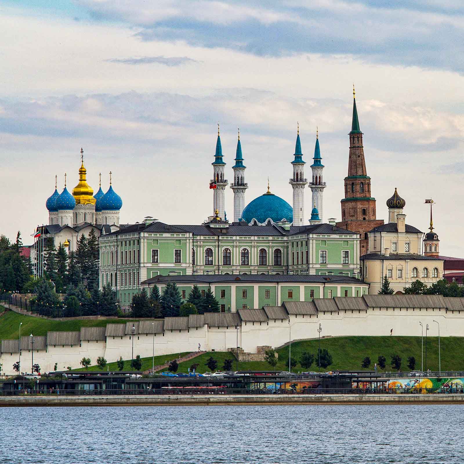 Башни Московского Кремля: названия, история, цены на экскурсии, фото