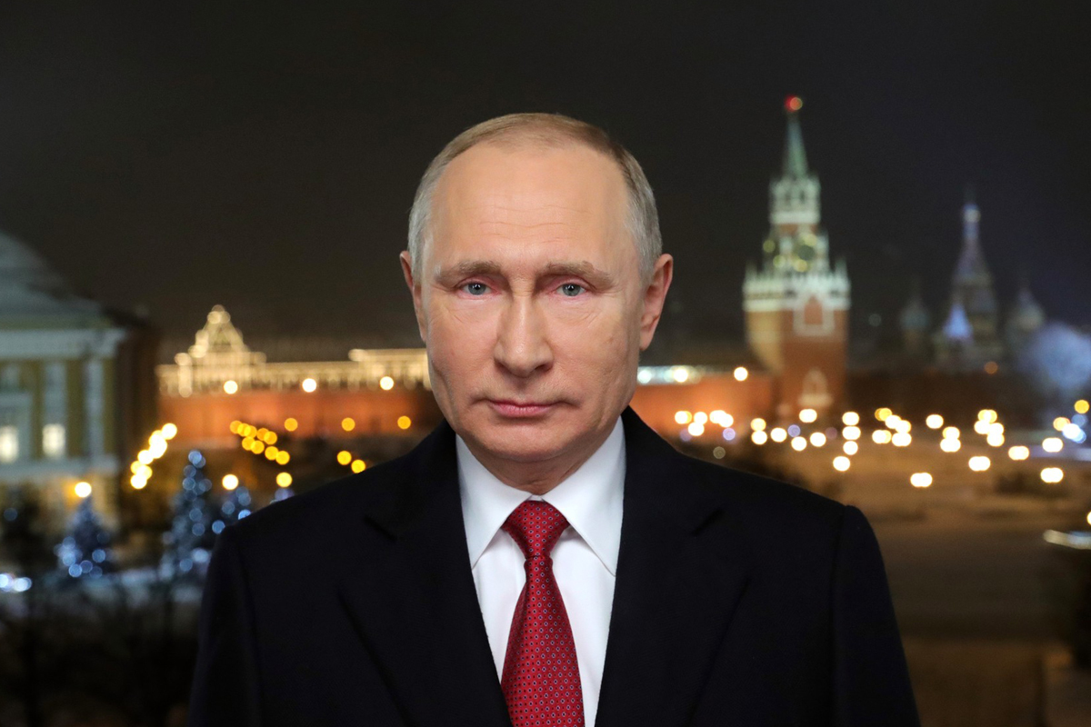 Калининградский телеканал объяснил обрезанное изображение новогоднего обращения Путина