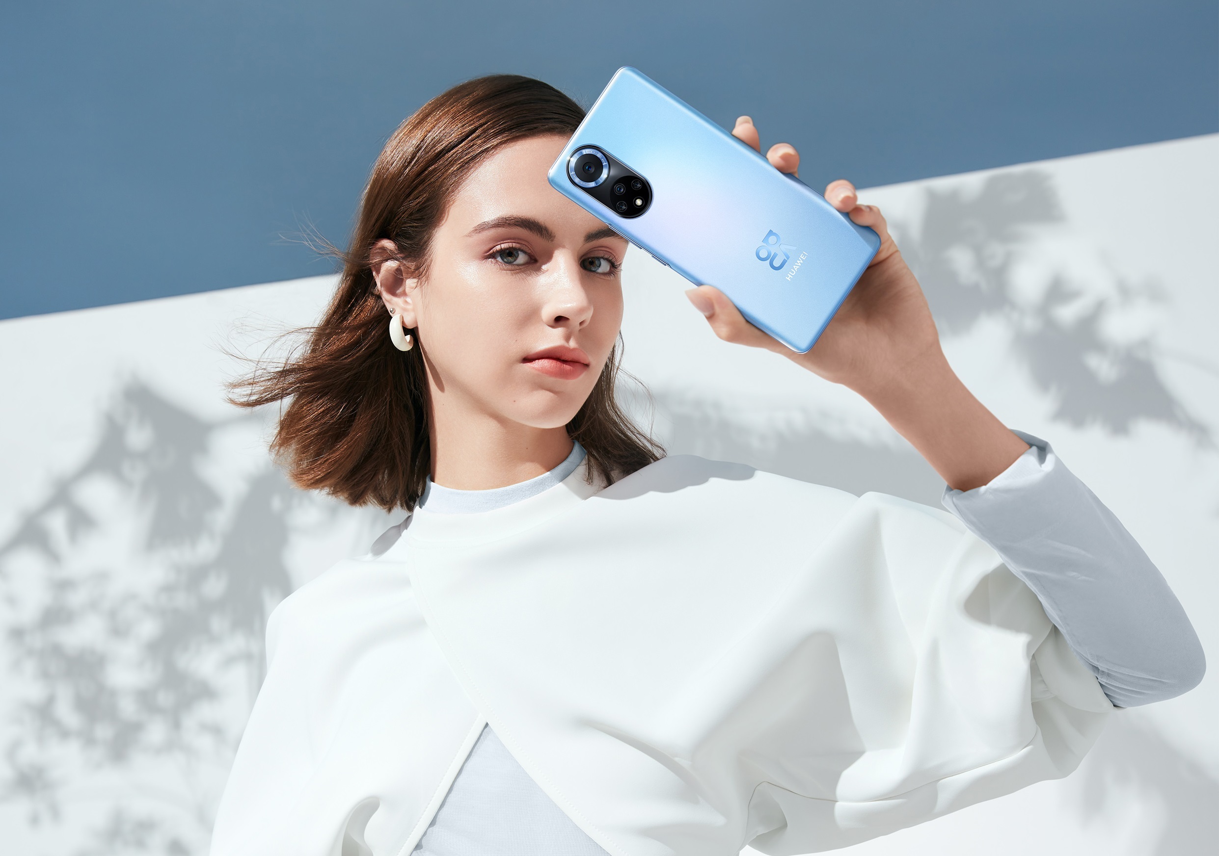 В России появился Huawei nova 9 — новый флагман с ультракамерой - KP.RU