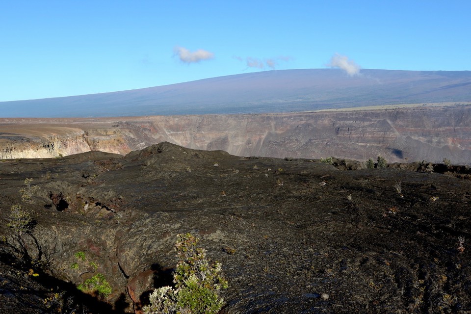 Остались считанные часы: Гавайи может уничтожить извержение вулкана