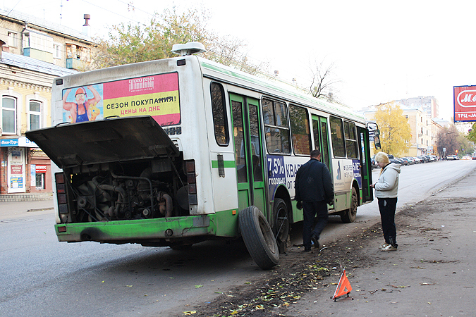 Быстро заложить автомобиль Остафьевская улица занять под залог птс Алябьева улица